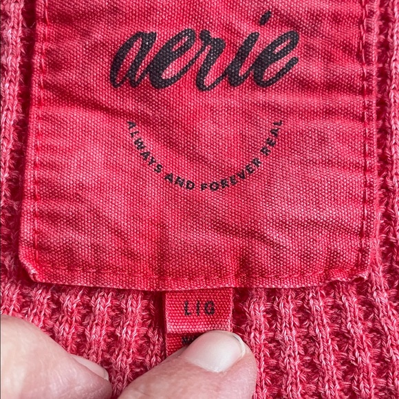 Oversized Faded Red Snap Collar Sweatshirt - Picture 4 of 6